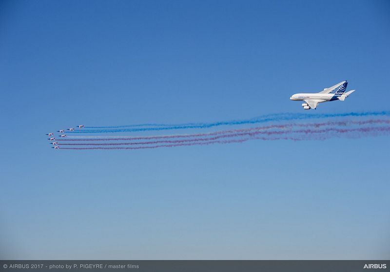 A380-French-Aerobatics-flying-display-presidential-flight-day1-PAS2017-125.jpeg