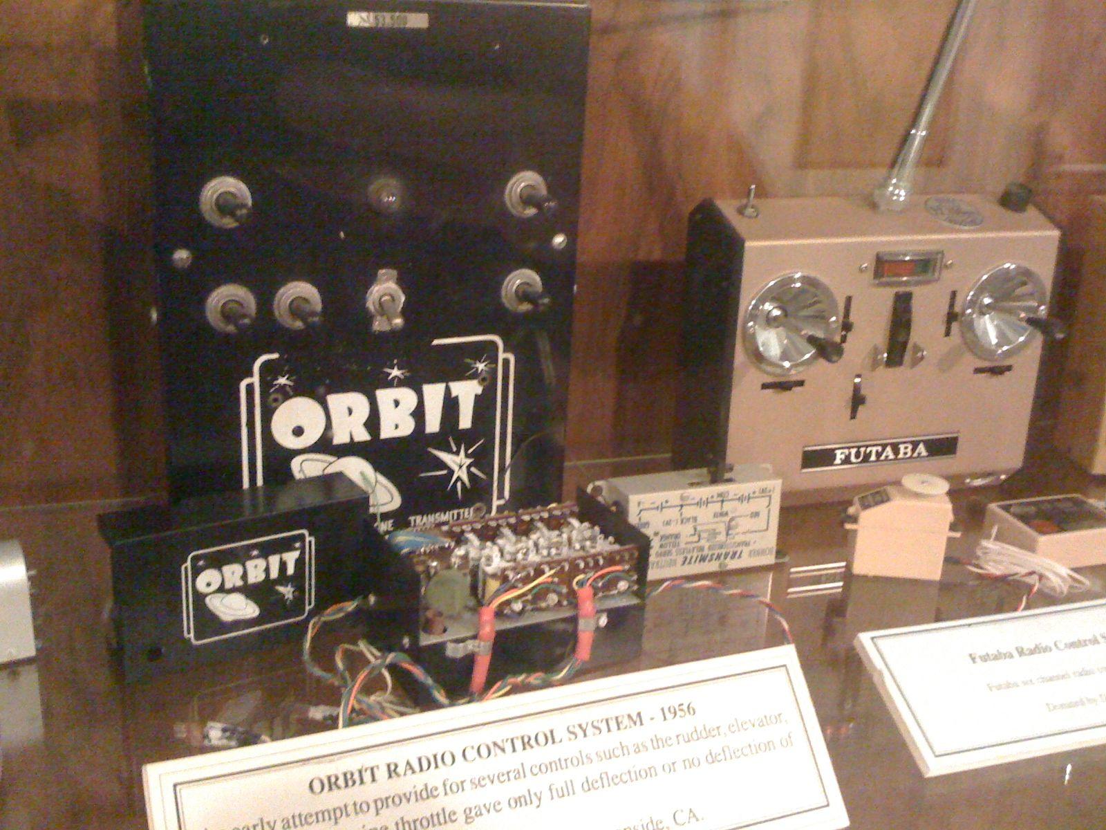 Emetteur Orbit radio control system 1956